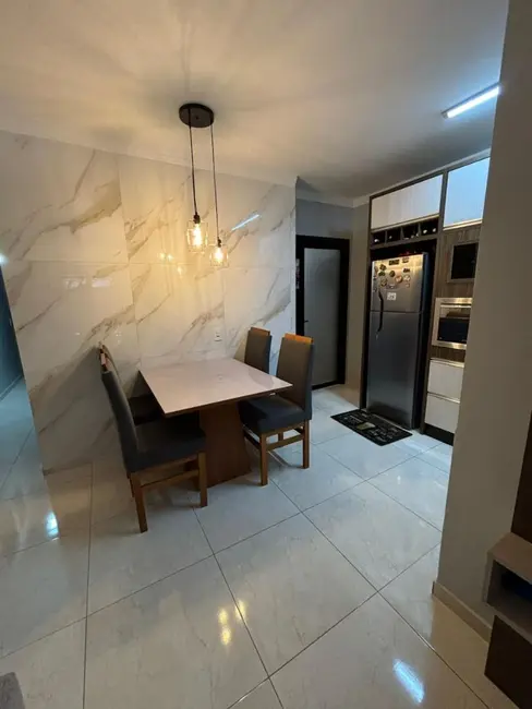 Foto 3 de Casa com 2 quartos à venda, 100m2 em Santa Cruz, Cascavel - PR