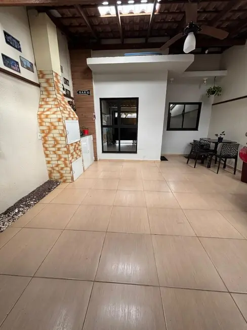Foto 7 de Casa com 2 quartos à venda, 100m2 em Santa Cruz, Cascavel - PR