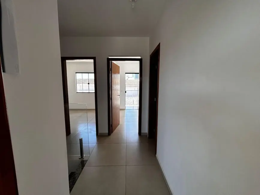 Foto 5 de Sobrado com 4 quartos à venda, 220m2 em Alto Alegre, Cascavel - PR