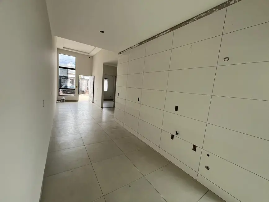 Casa com 2 quartos à venda, 105m2 em Esmeralda, Cascavel - PR - imagem 6 Foto 6 de Casa com 2 quartos à venda, 105m2 em Esmeralda, Cascavel - PR