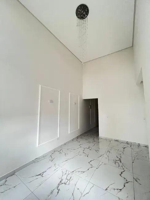 Foto 2 de Casa com 3 quartos à venda, 125m2 em Esmeralda, Cascavel - PR