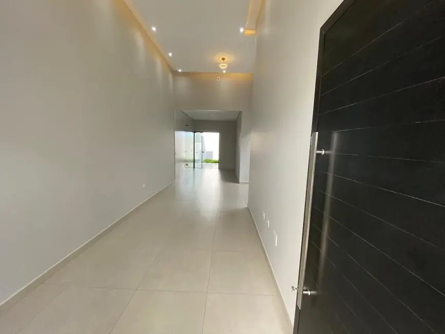 Foto 2 de Casa com 3 quartos à venda, 150m2 em 14 de Novembro, Cascavel - PR