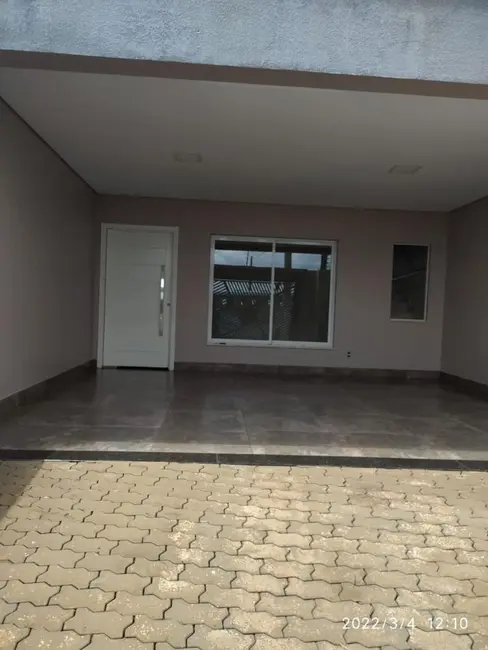 Sobrado com 2 quartos à venda, 200m2 em Esmeralda, Cascavel - PR - imagem 2 Foto 2 de Sobrado com 2 quartos à venda, 200m2 em Esmeralda, Cascavel - PR