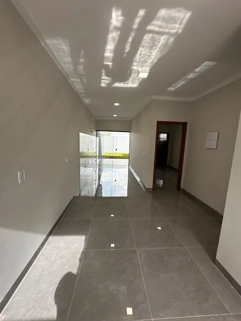 Foto 3 de Casa com 2 quartos à venda, 125m2 em Esmeralda, Cascavel - PR