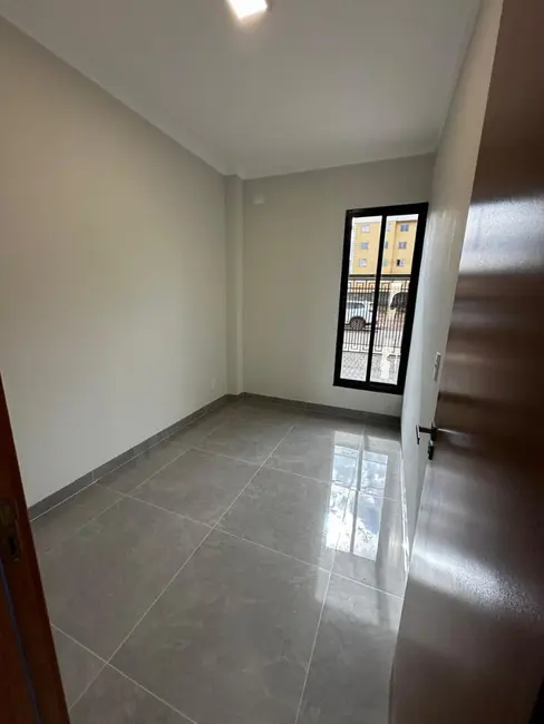 Foto 6 de Casa com 2 quartos à venda, 125m2 em Esmeralda, Cascavel - PR