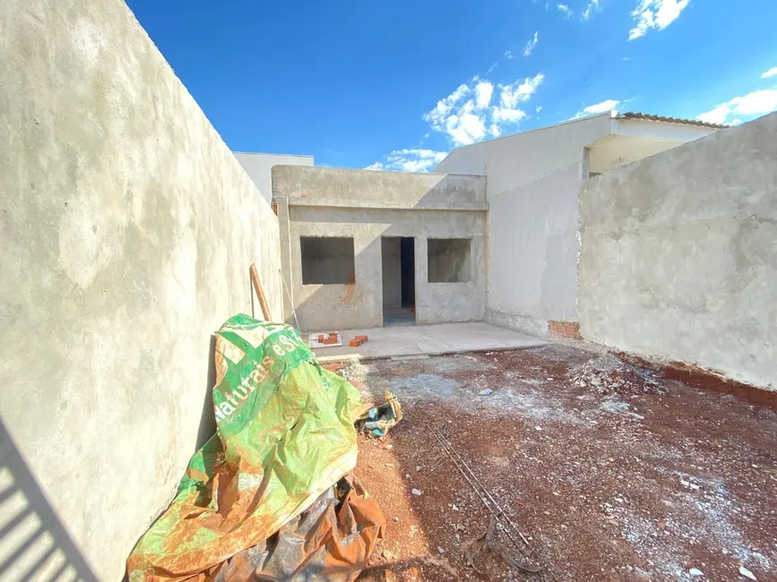 Foto 2 de Casa com 2 quartos à venda, 224m2 em Santa Cruz, Cascavel - PR