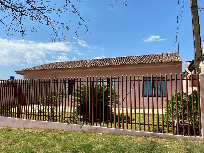 Foto 3 de Casa com 3 quartos à venda, 585m2 em Santa Cruz, Cascavel - PR