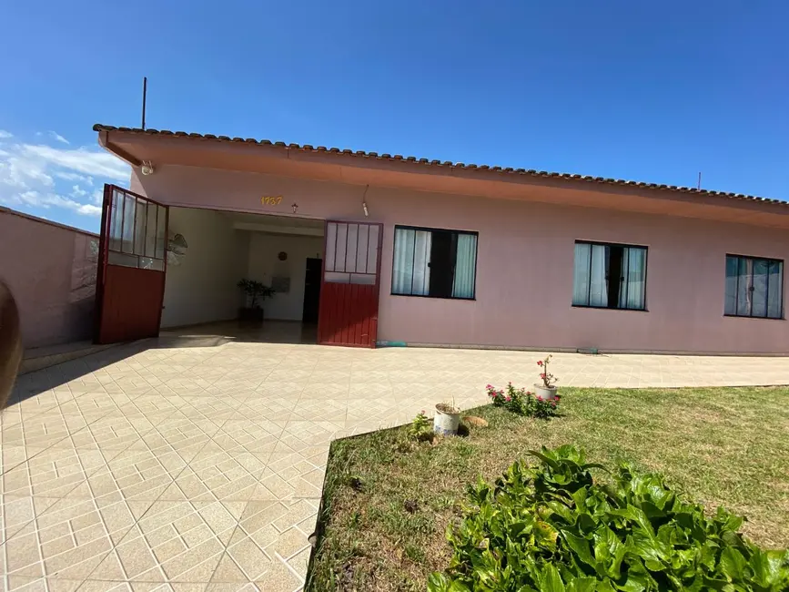 Foto 2 de Casa com 3 quartos à venda, 585m2 em Santa Cruz, Cascavel - PR