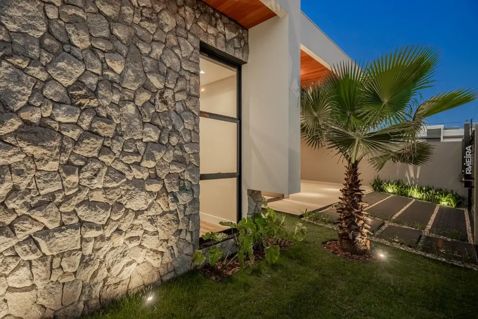 Foto 2 de Casa com 3 quartos à venda, 301m2 em Cancelli, Cascavel - PR