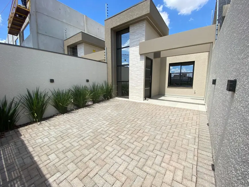 Foto 2 de Casa com 2 quartos à venda, 100m2 em Santos Dumont, Cascavel - PR