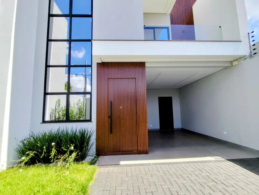 Foto 1 de Sobrado com 3 quartos à venda, 180m2 em Parque Verde, Cascavel - PR