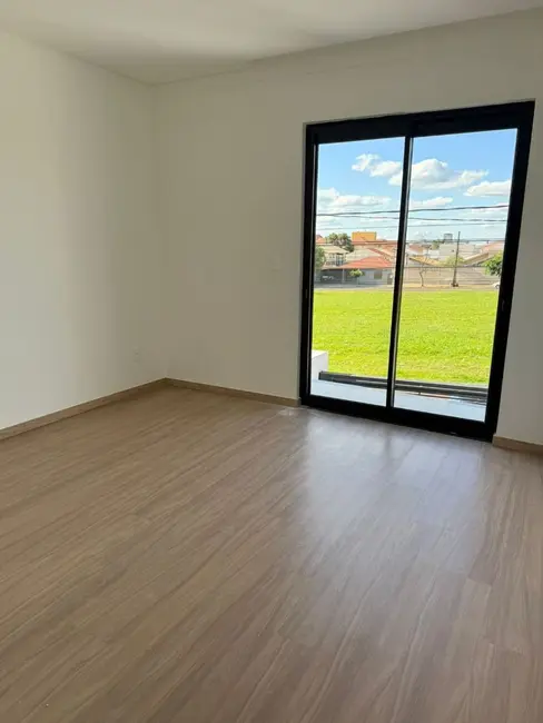 Foto 8 de Sobrado com 3 quartos à venda, 165m2 em Coqueiral, Cascavel - PR