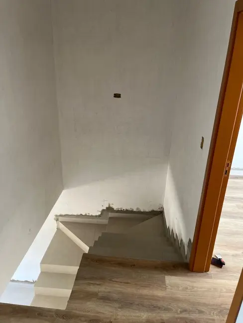 Foto 9 de Sobrado com 2 quartos à venda, 100m2 em Canadá, Cascavel - PR