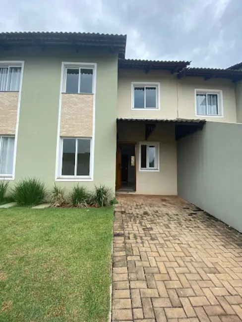Foto 1 de Sobrado com 2 quartos à venda, 184m2 em São Cristóvão, Cascavel - PR