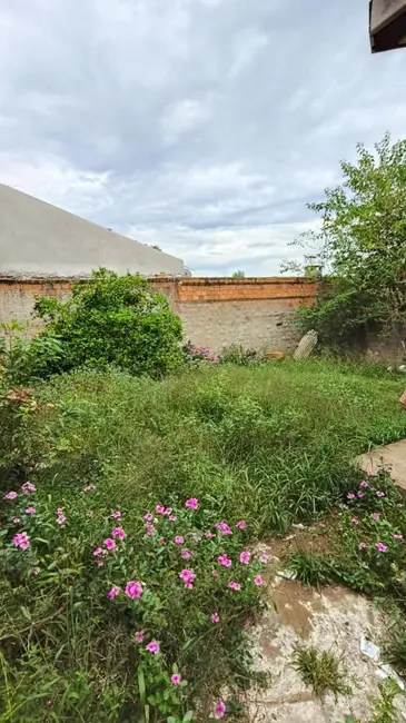 Foto 3 de Casa com 2 quartos à venda, 250m2 em Periolo, Cascavel - PR