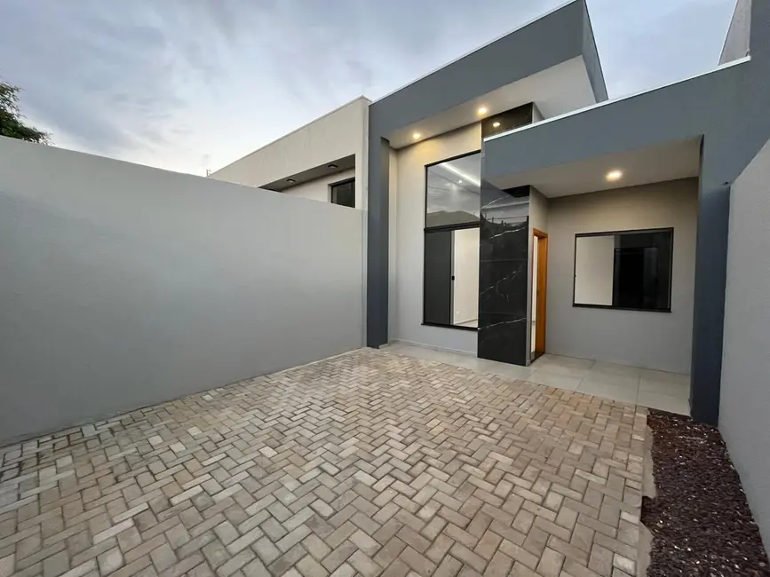 Foto 2 de Casa com 2 quartos à venda, 125m2 em Esmeralda, Cascavel - PR