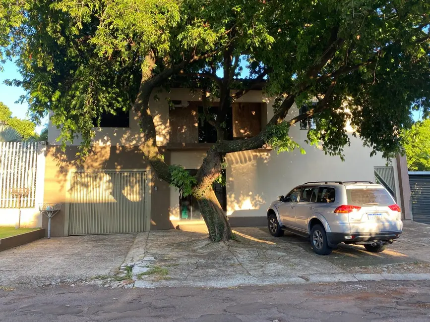 Foto 1 de Sobrado com 2 quartos à venda, 600m2 em Alto Alegre, Cascavel - PR