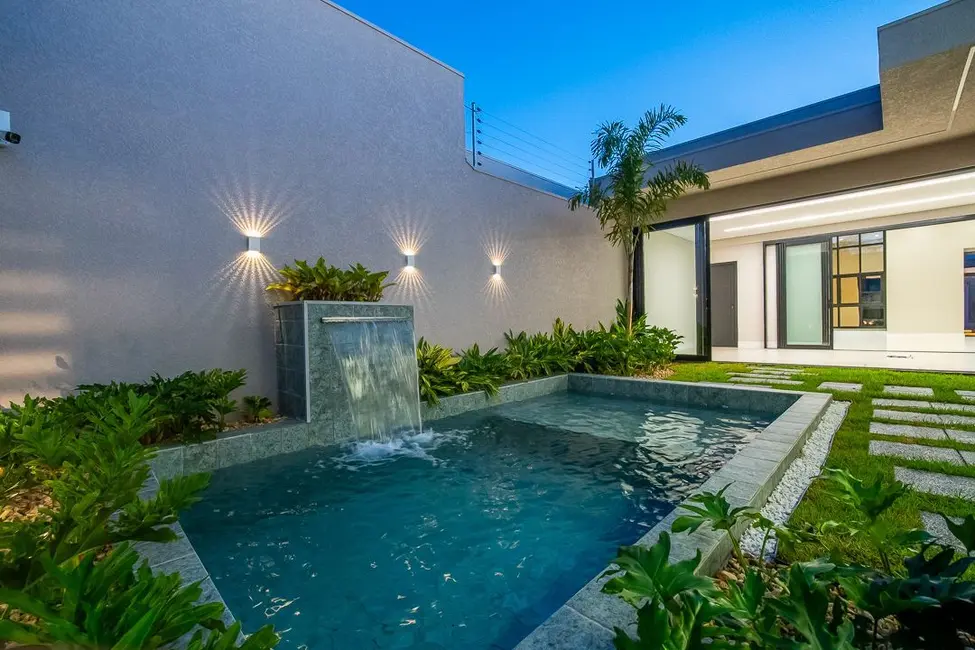 Foto 4 de Casa com 3 quartos à venda, 350m2 em Cancelli, Cascavel - PR