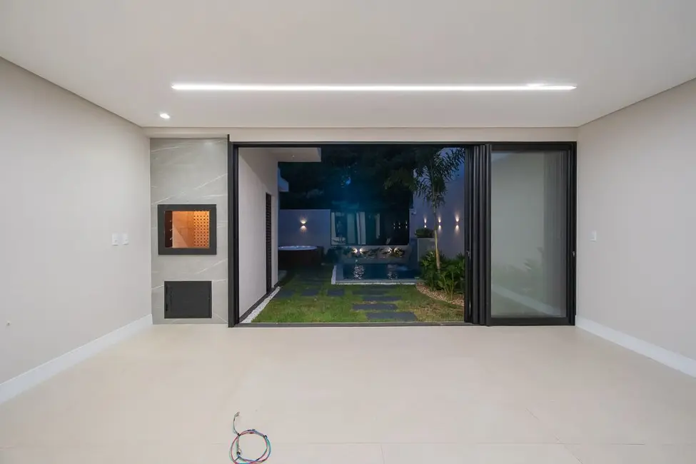 Foto 9 de Casa com 3 quartos à venda, 350m2 em Cancelli, Cascavel - PR