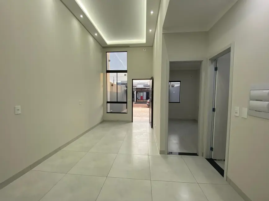 Foto 3 de Casa com 2 quartos à venda, 105m2 em Esmeralda, Cascavel - PR