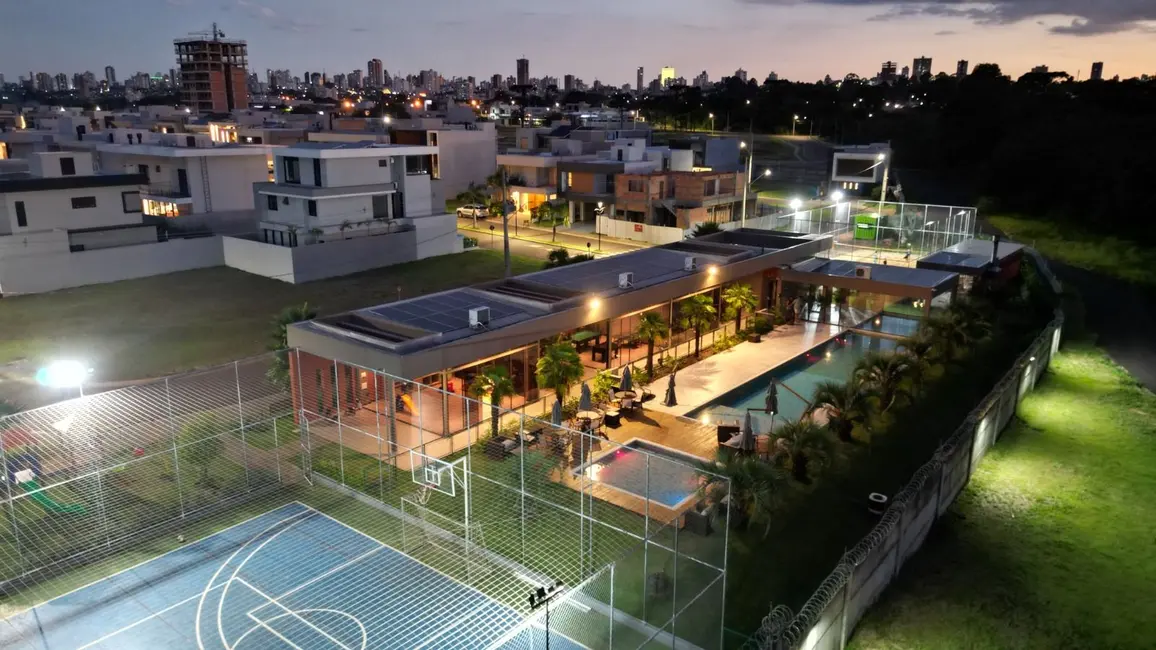 Foto 4 de Terreno / Lote à venda, 214m2 em Cascavel - PR