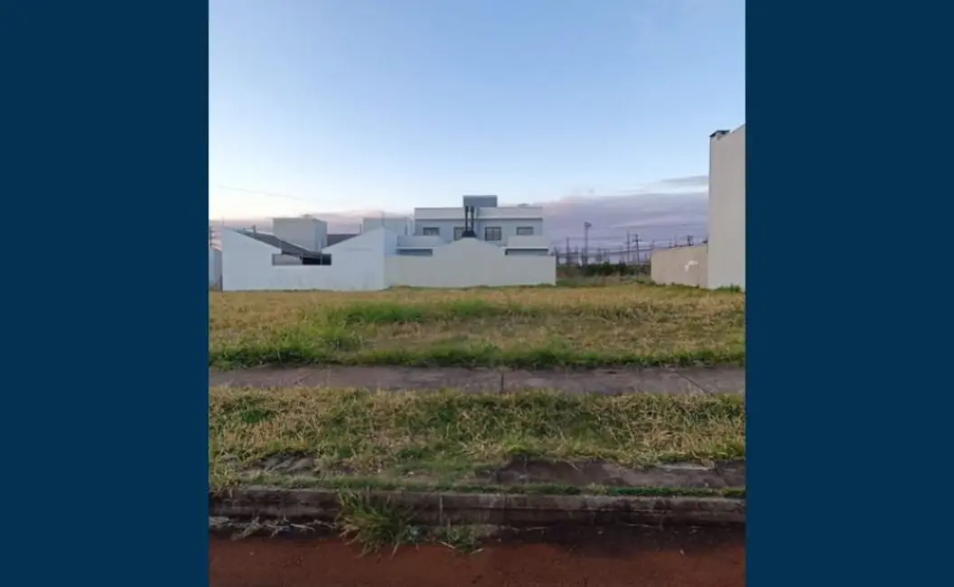 Foto 1 de Terreno / Lote à venda, 300m2 em Santa Felicidade, Cascavel - PR