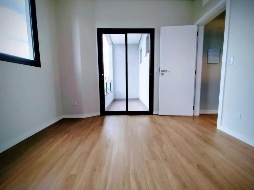 Foto 9 de Sobrado com 3 quartos à venda, 180m2 em Parque Verde, Cascavel - PR