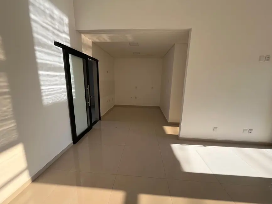 Foto 4 de Casa com 3 quartos à venda, 150m2 em Cascavel - PR