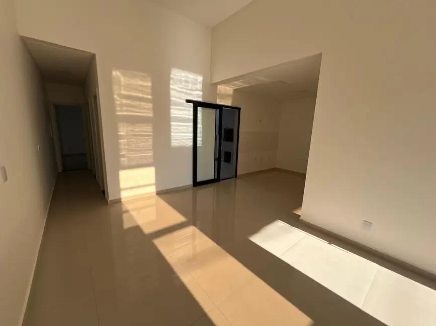 Foto 3 de Casa com 3 quartos à venda, 150m2 em Cascavel - PR