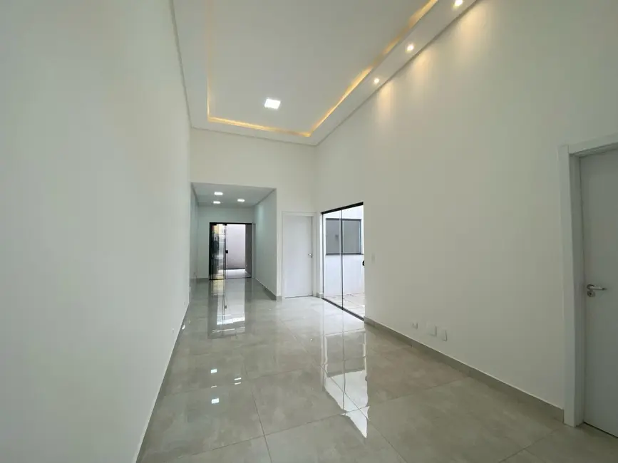 Foto 2 de Casa com 3 quartos à venda, 125m2 em Santa Cruz, Cascavel - PR
