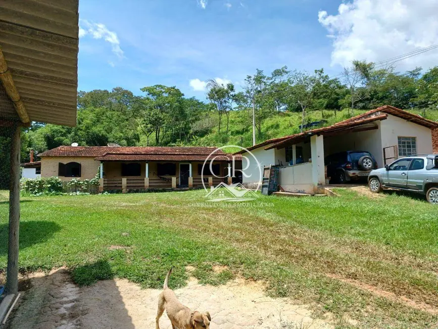 Foto 5 de Sítio / Rancho com 5 quartos à venda, 235m2 em Santa Lucrécia, Lorena - SP