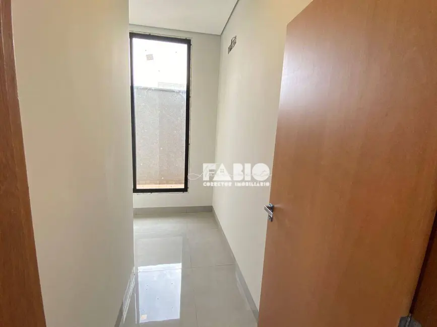 Casa de Condomínio com 3 quartos à venda, 276m2 em Residencial Figueira II, Sao Jose Do Rio Preto - SP - imagem 3 Foto 3 de Casa de Condomínio com 3 quartos à venda, 276m2 em Residencial Figueira II, Sao Jose Do Rio Preto - SP