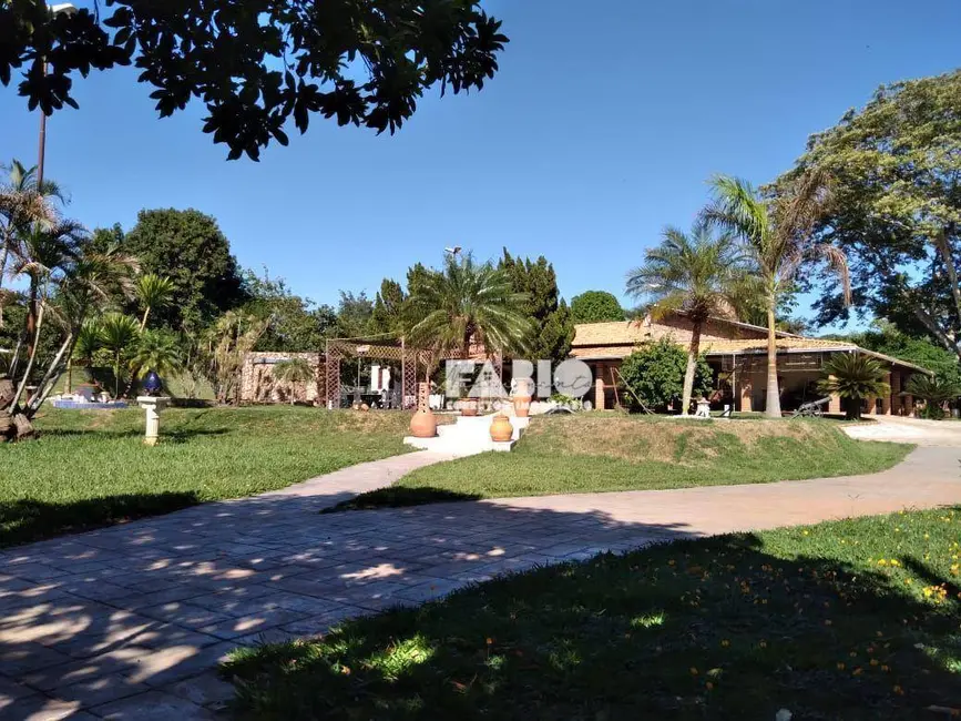 Foto 1 de Chácara com 3 quartos à venda, 3200m2 em Guapiacu - SP
