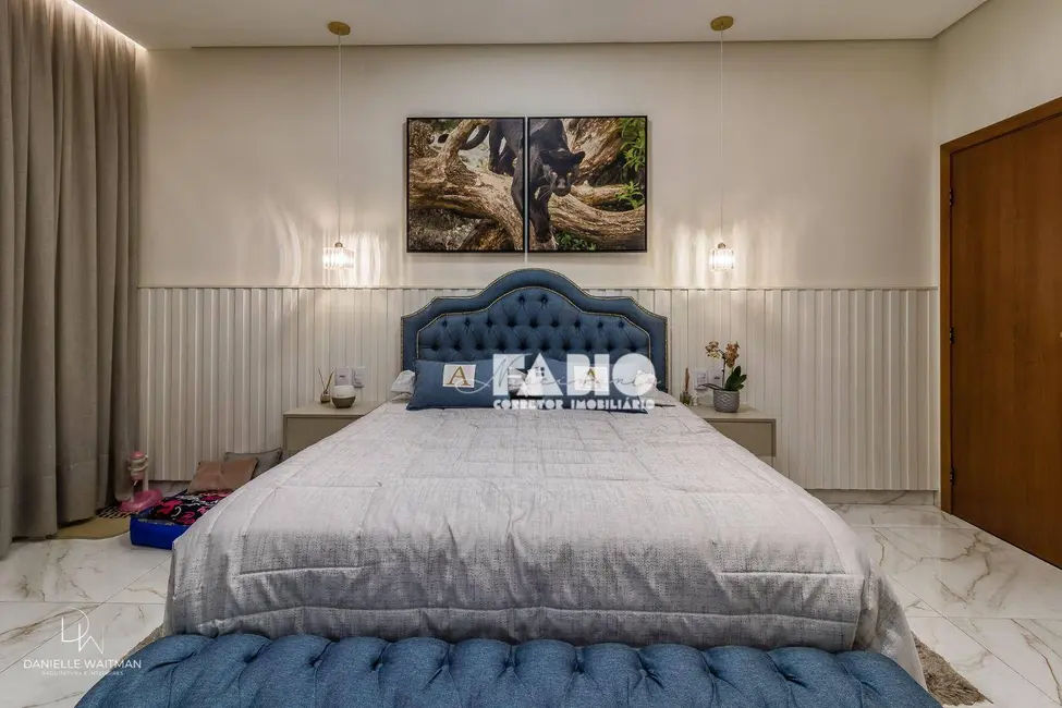 Casa de Condomínio com 3 quartos à venda, 360m2 em Quinta do Lago Residence, Sao Jose Do Rio Preto - SP - imagem 3 Foto 3 de Casa de Condomínio com 3 quartos à venda, 360m2 em Quinta do Lago Residence, Sao Jose Do Rio Preto - SP