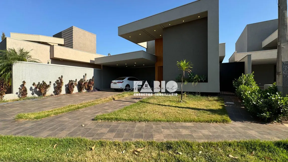 Casa de Condomínio com 3 quartos à venda, 420m2 em Sao Jose Do Rio Preto - SP - imagem 3 Foto 3 de Casa de Condomínio com 3 quartos à venda, 420m2 em Sao Jose Do Rio Preto - SP