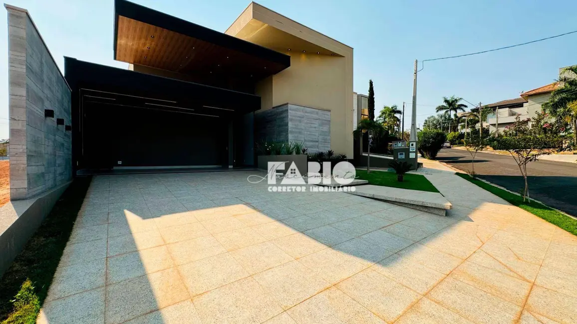 Casa de Condomínio com 4 quartos à venda, 441m2 em Residencial Gaivota I, Sao Jose Do Rio Preto - SP - imagem 6 Foto 6 de Casa de Condomínio com 4 quartos à venda, 441m2 em Residencial Gaivota I, Sao Jose Do Rio Preto - SP