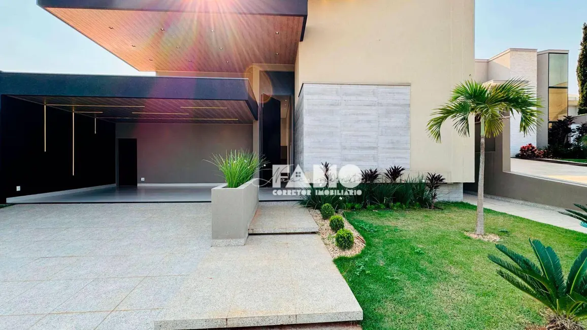 Casa de Condomínio com 4 quartos à venda, 441m2 em Residencial Gaivota I, Sao Jose Do Rio Preto - SP - imagem 7 Foto 7 de Casa de Condomínio com 4 quartos à venda, 441m2 em Residencial Gaivota I, Sao Jose Do Rio Preto - SP