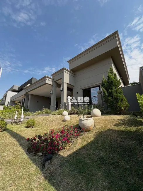 Foto 1 de Casa de Condomínio com 3 quartos à venda, 377m2 em Mirassol - SP