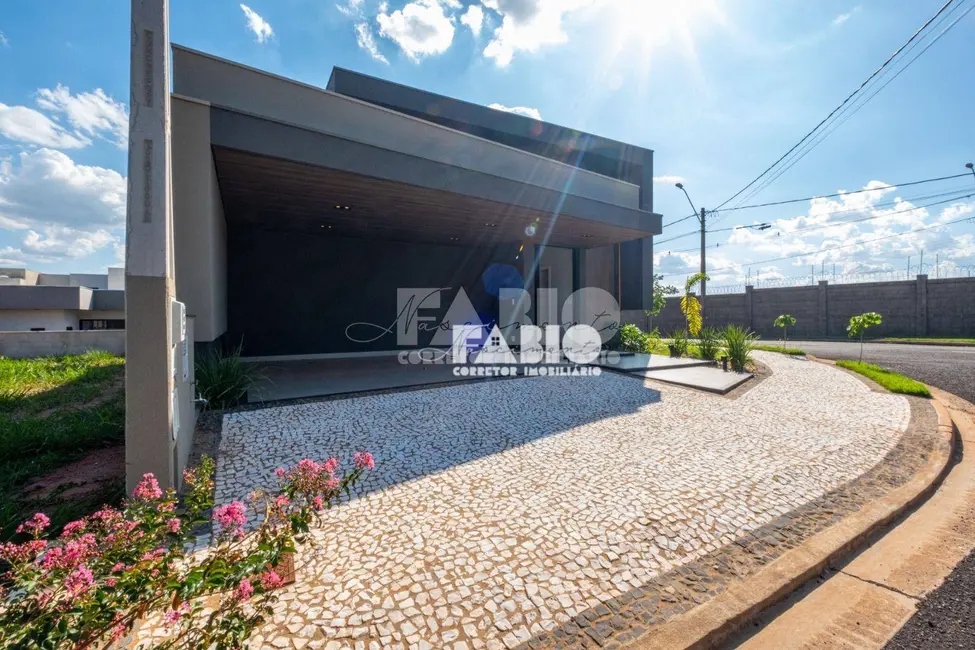 Casa de Condomínio com 3 quartos à venda, 268m2 em Sao Jose Do Rio Preto - SP - imagem 3 Foto 3 de Casa de Condomínio com 3 quartos à venda, 268m2 em Sao Jose Do Rio Preto - SP