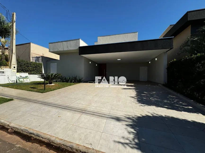 Casa de Condomínio com 4 quartos à venda, 400m2 em Loteamento Recanto do Lago, Sao Jose Do Rio Preto - SP - imagem 4 Foto 4 de Casa de Condomínio com 4 quartos à venda, 400m2 em Loteamento Recanto do Lago, Sao Jose Do Rio Preto - SP