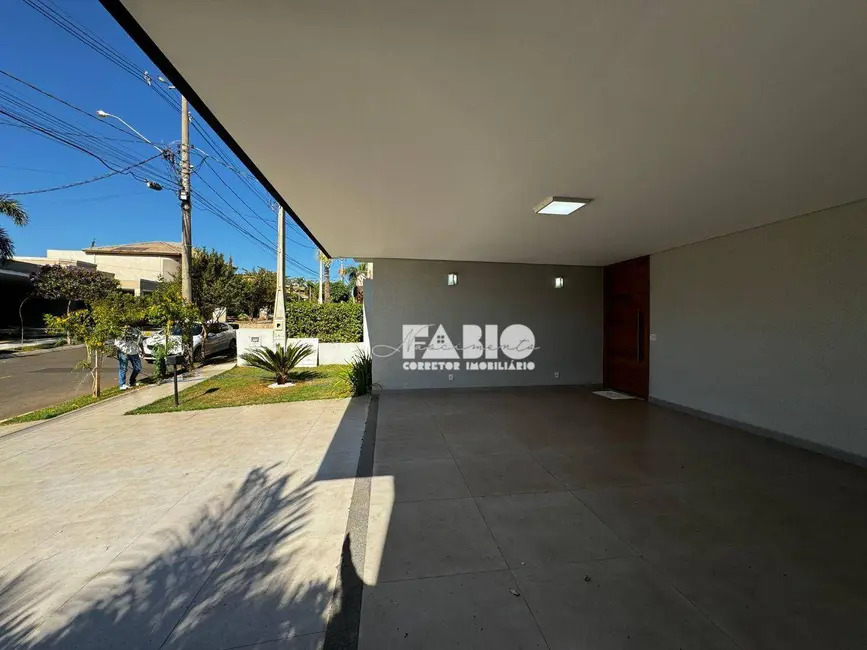 Casa de Condomínio com 4 quartos à venda, 400m2 em Loteamento Recanto do Lago, Sao Jose Do Rio Preto - SP - imagem 8 Foto 8 de Casa de Condomínio com 4 quartos à venda, 400m2 em Loteamento Recanto do Lago, Sao Jose Do Rio Preto - SP