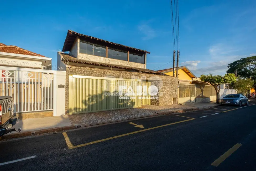 Foto 2 de Casa com 5 quartos à venda, 275m2 em Vila Anchieta, Sao Jose Do Rio Preto - SP
