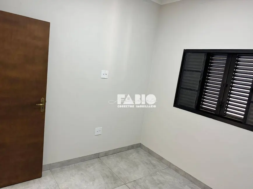 Casa com 3 quartos à venda, 200m2 em Sao Jose Do Rio Preto - SP - imagem 8 Foto 8 de Casa com 3 quartos à venda, 200m2 em Sao Jose Do Rio Preto - SP