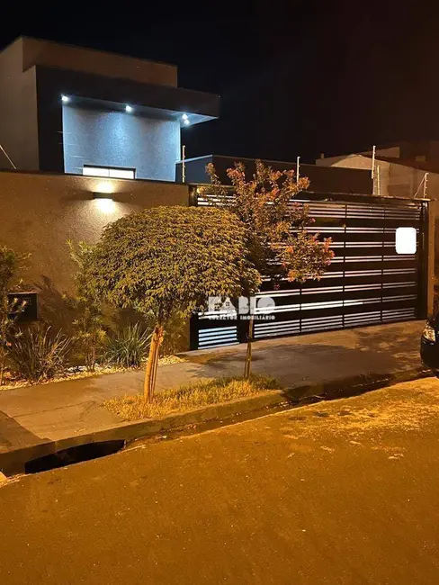 Foto 1 de Casa com 2 quartos à venda, 230m2 em Loteamento Jorge Rodrigues, Sao Jose Do Rio Preto - SP