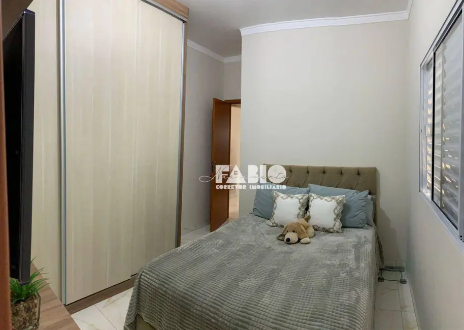 Foto 8 de Casa com 3 quartos à venda, 200m2 em Centro, Bady Bassitt - SP