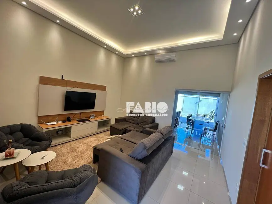 Foto 4 de Casa de Condomínio com 3 quartos à venda, 253m2 em Mirassol - SP