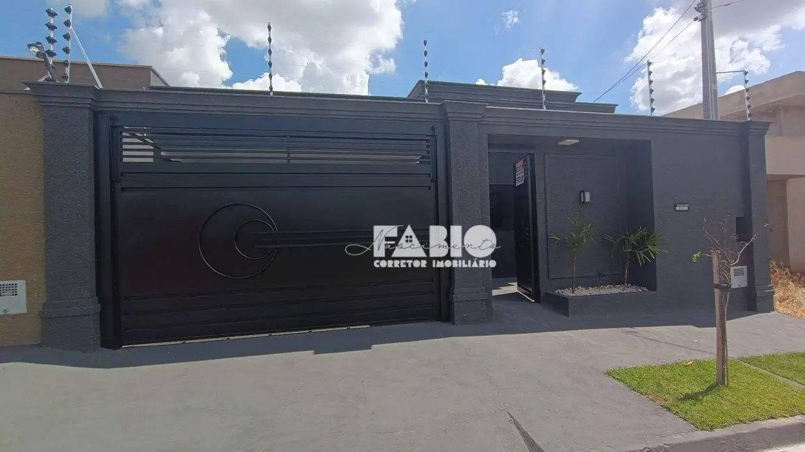 Foto 2 de Casa com 3 quartos à venda, 200m2 em Sao Jose Do Rio Preto - SP