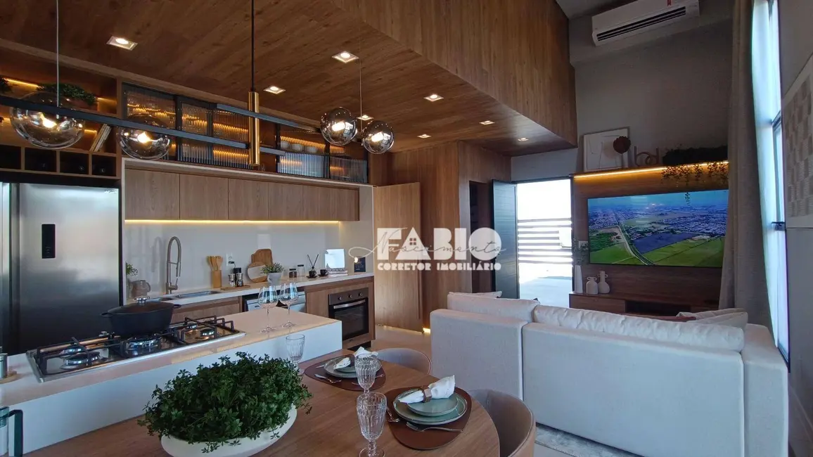 Foto 1 de Casa com 3 quartos à venda, 180m2 em Mirassol - SP