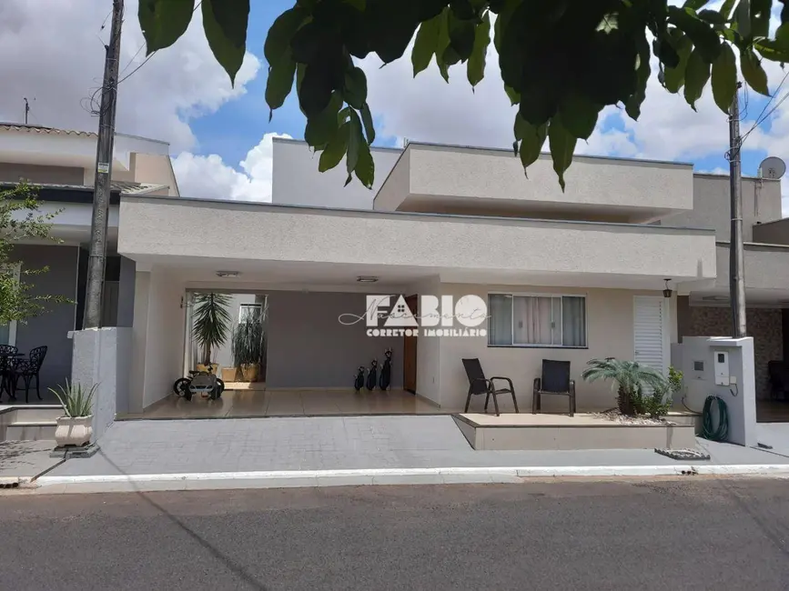Foto 1 de Casa de Condomínio com 3 quartos à venda, 200m2 em Jardim Suzana, Sao Jose Do Rio Preto - SP