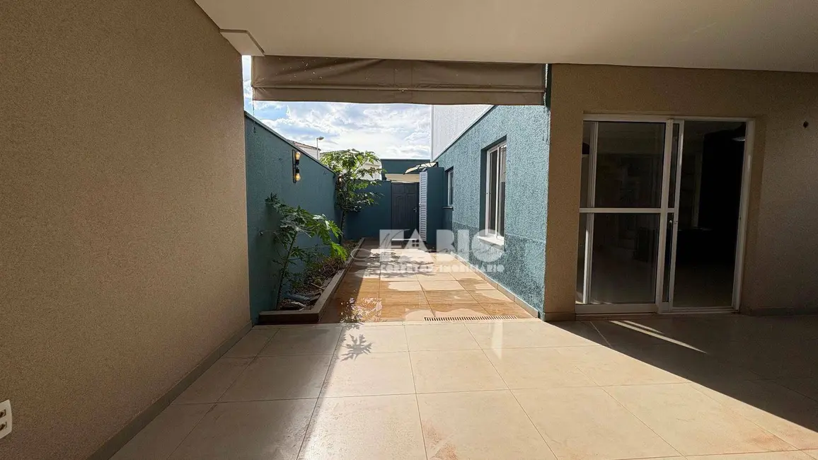 Casa de Condomínio com 3 quartos à venda, 200m2 em Village Imperial Residence, Sao Jose Do Rio Preto - SP - imagem 9 Foto 9 de Casa de Condomínio com 3 quartos à venda, 200m2 em Village Imperial Residence, Sao Jose Do Rio Preto - SP